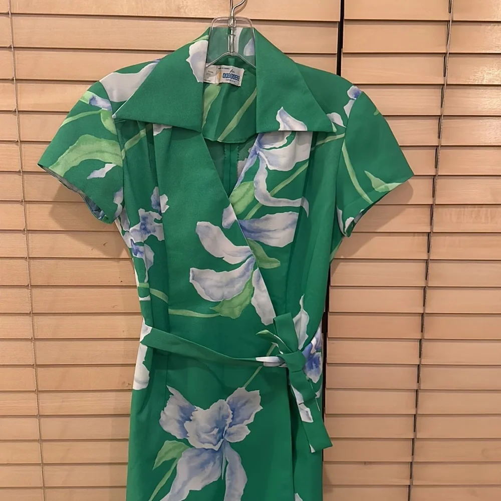 Hawaiian for Andrade Vintage 1960’s Wrap Floral Dress - Picture 2 of 6